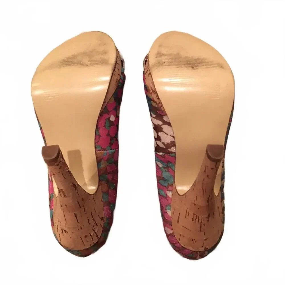 Steve Madden step out