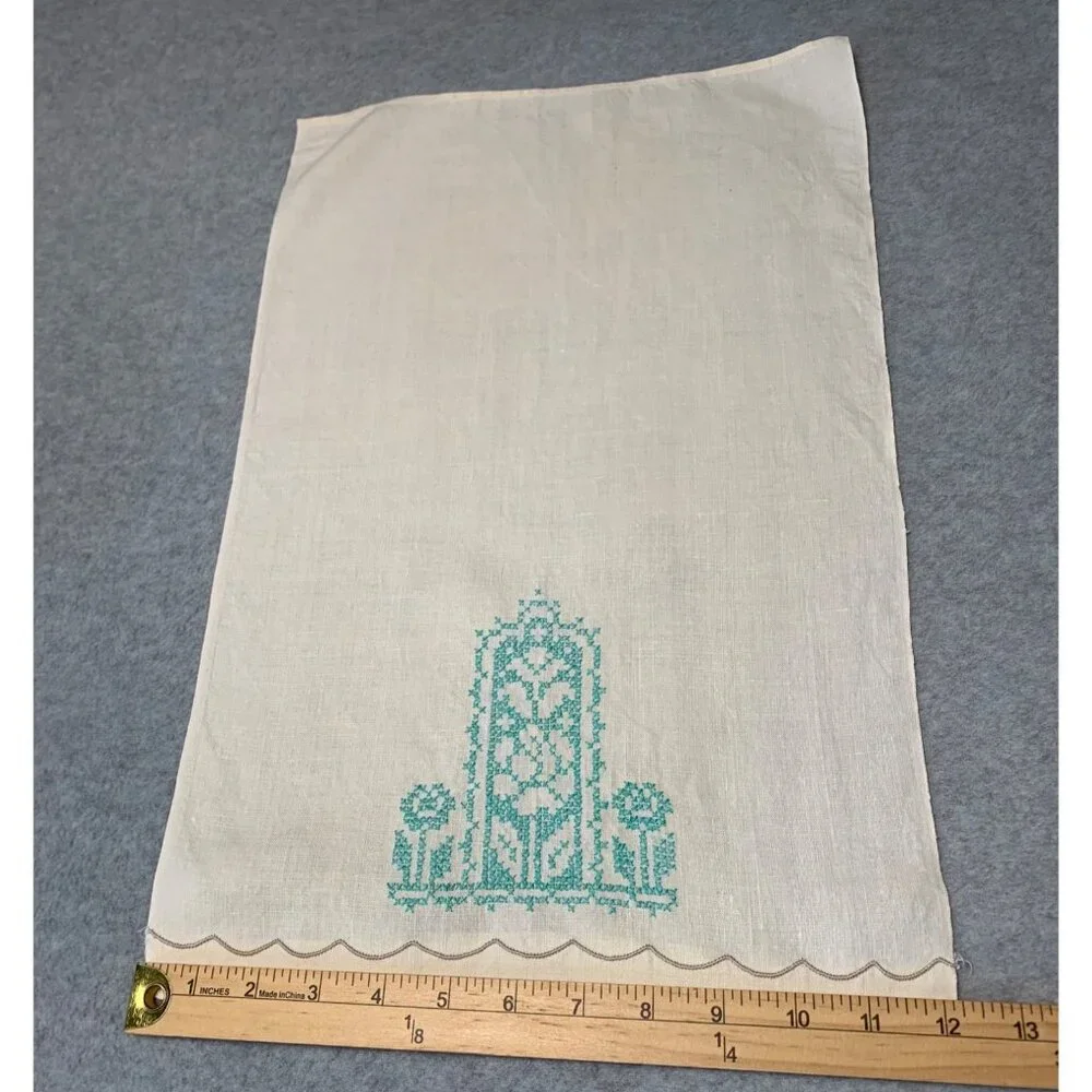 N/A crafted delicate