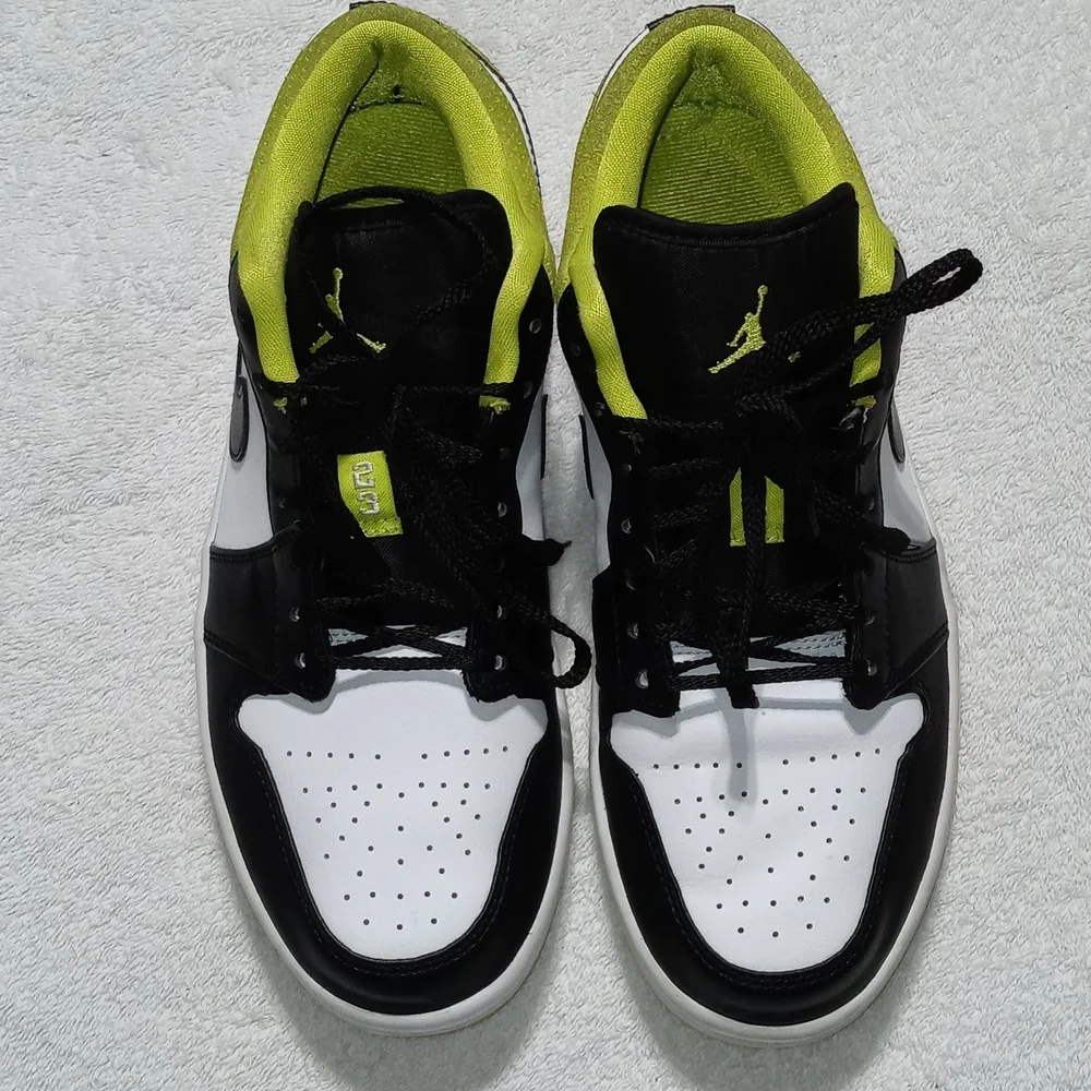 Jordan air low