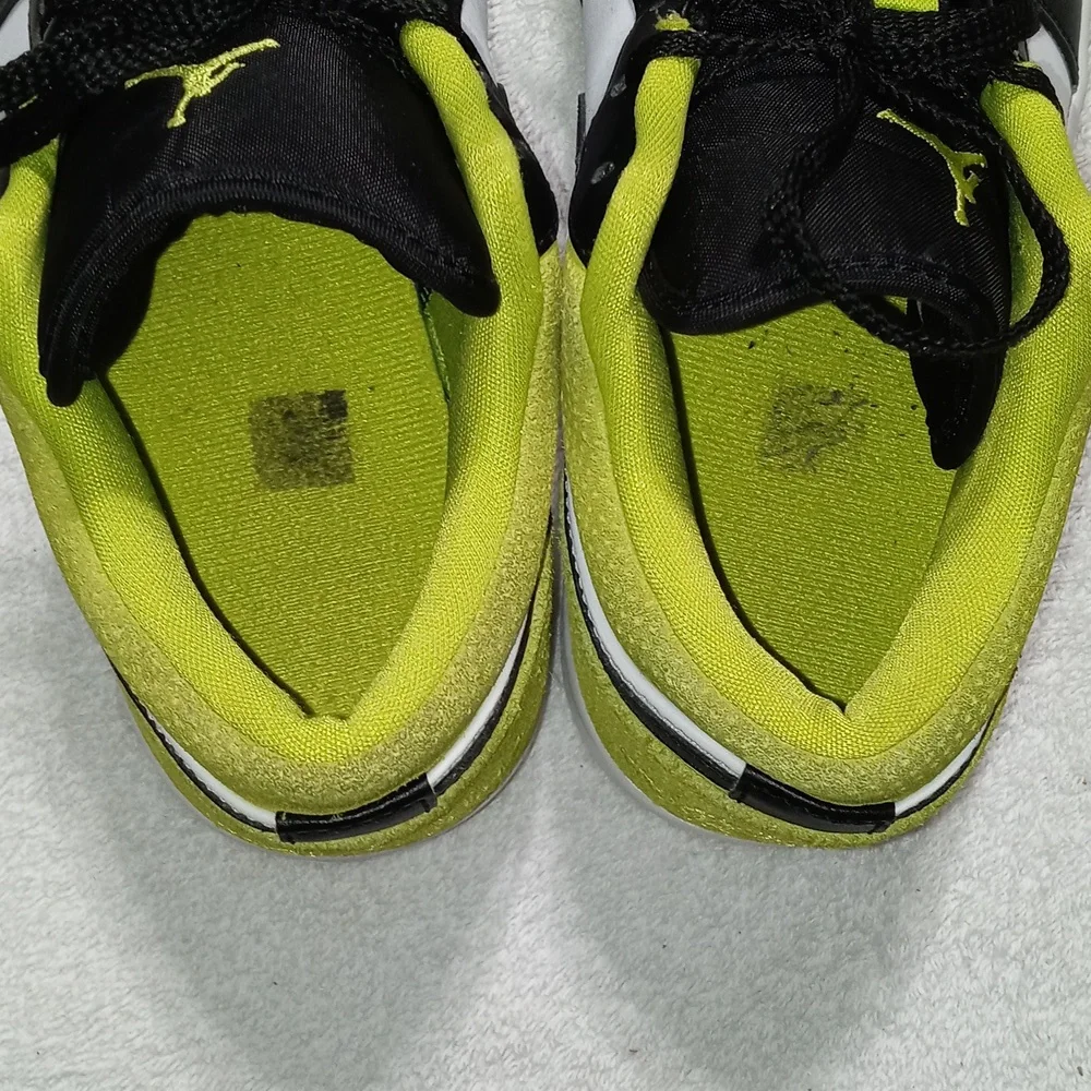Jordan air low