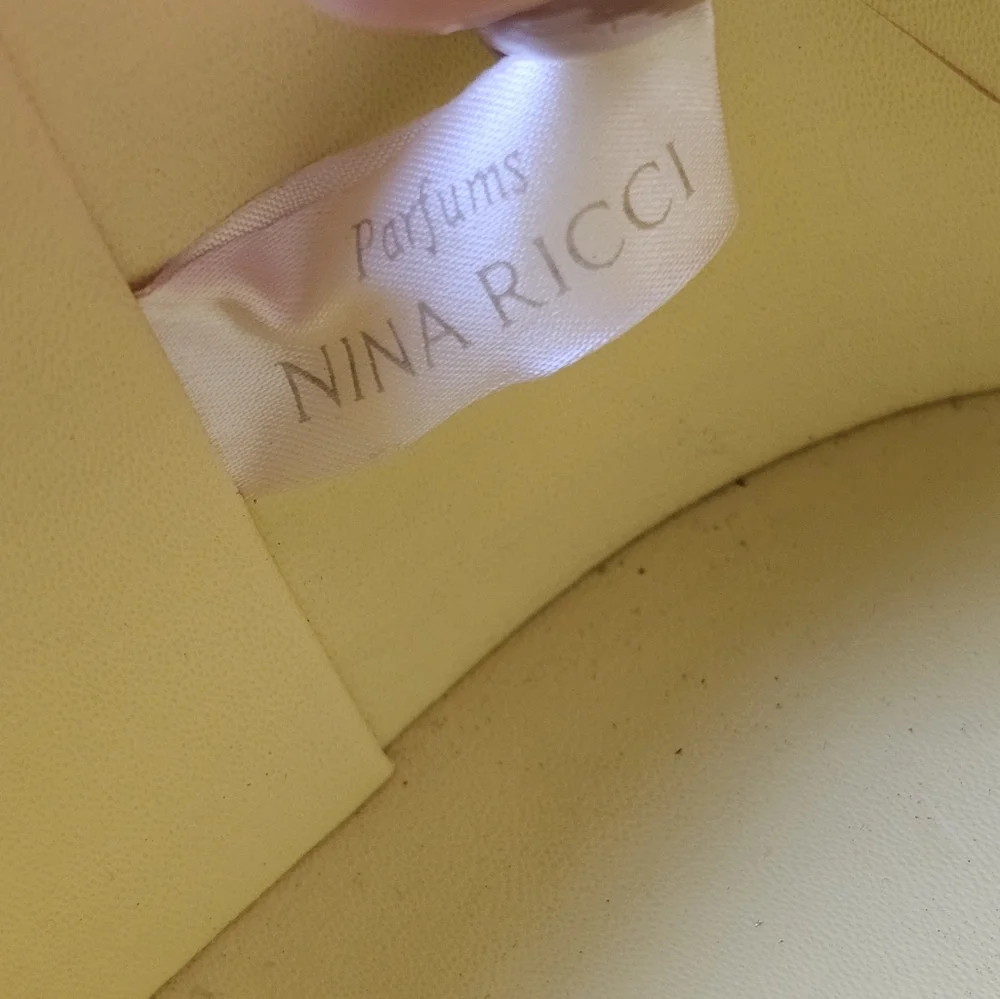 Nina Ricci vintage nina