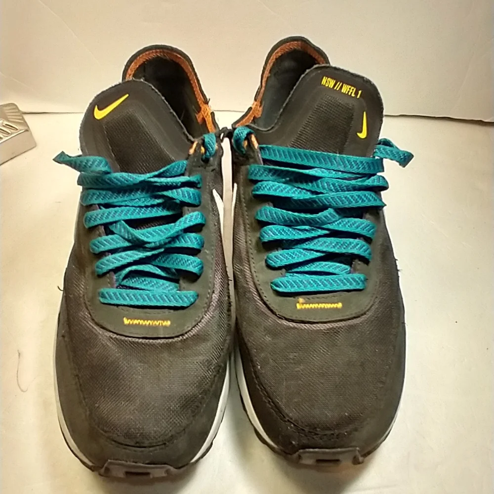 Nike waffle one