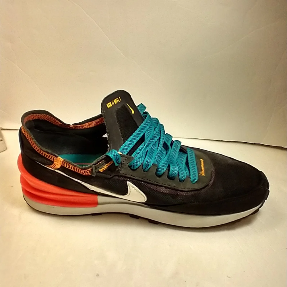 Nike waffle one