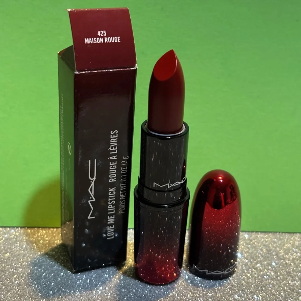 BNIB! MAC Cosmetics Love Me Lipstick - Maison Rouge 425
