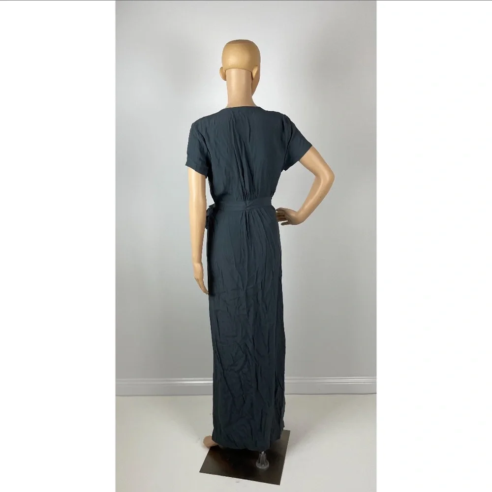Olivaceous new without