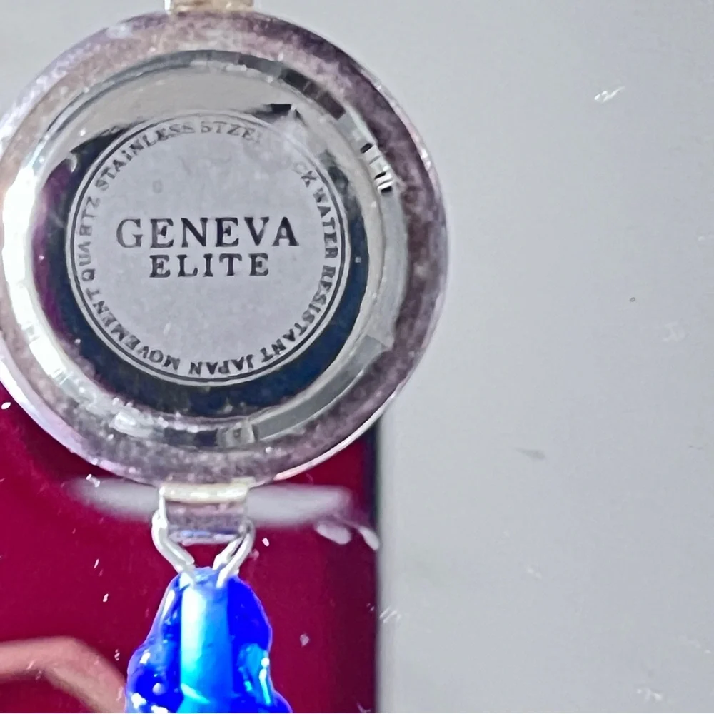 Geneva gems essence