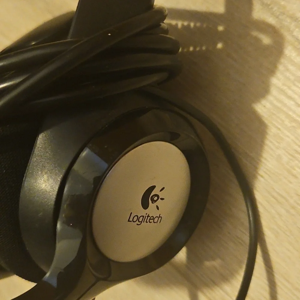 Logitech headset black with microphone