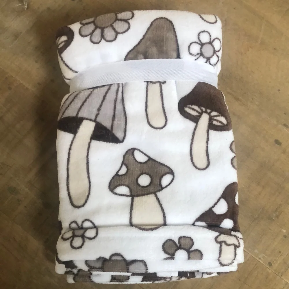 Deborah Connolly mushroom hand
