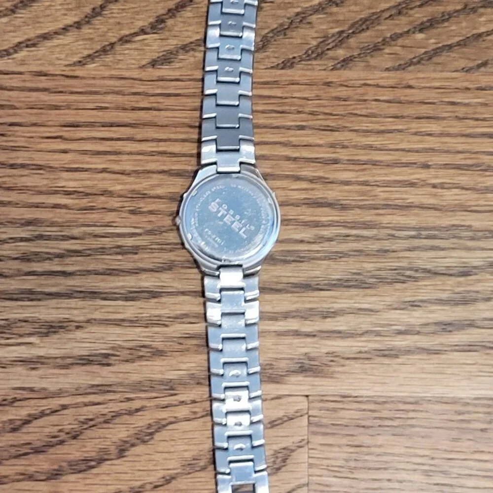 Fossil nineties wore