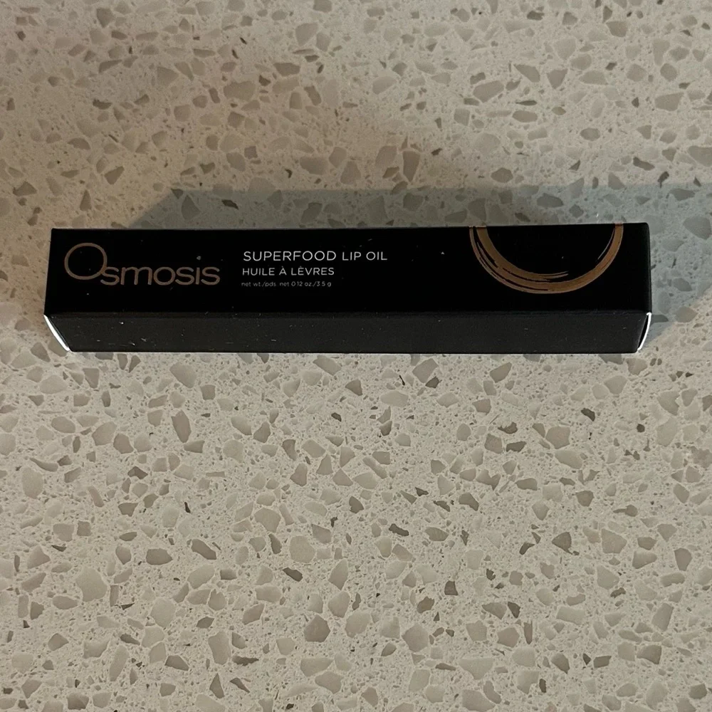 Osmosis glide lip