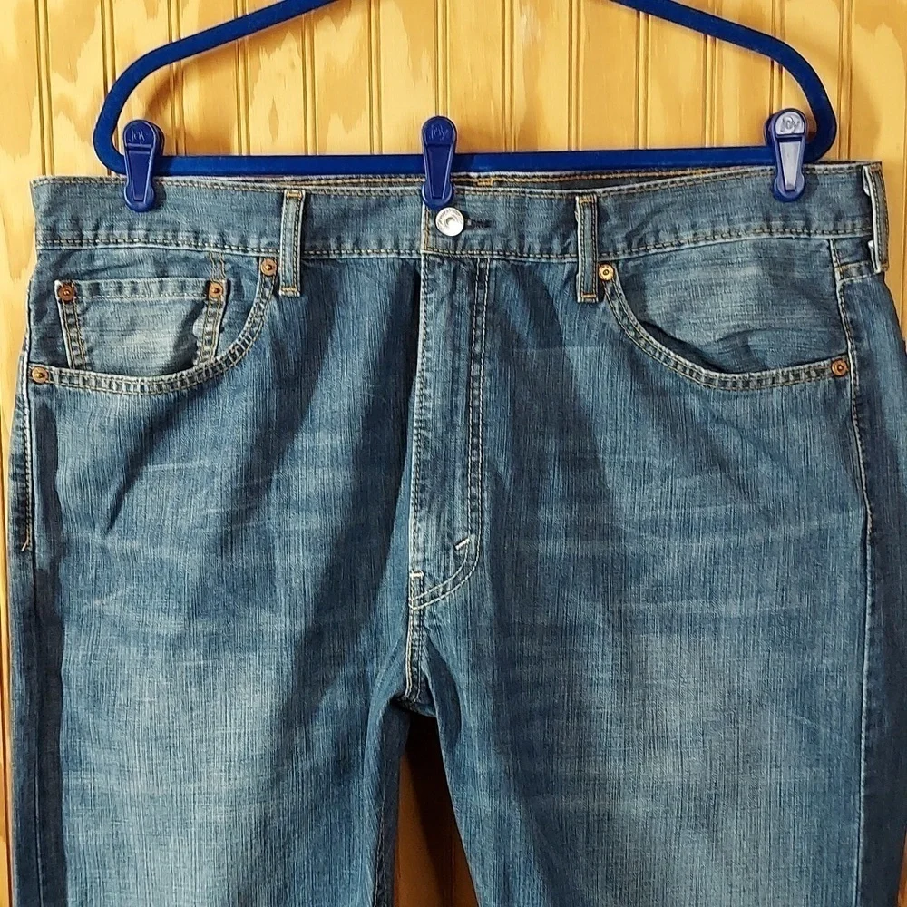 Levi's 505 straight fit jeans