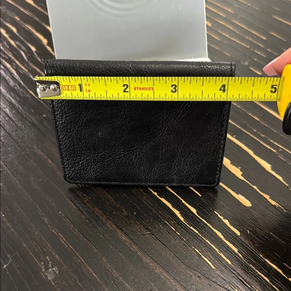 Wilson’s leather Men’s Black Leather ID Wallet Cardholder 4 Slots/Pockets