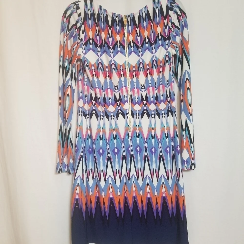 Vince Camuto beautiful lightweight