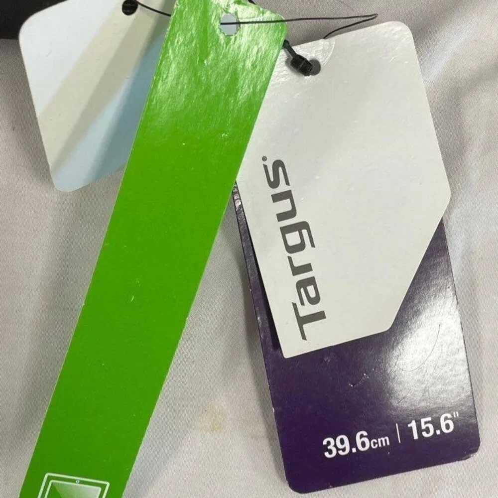 Targus nwt 15