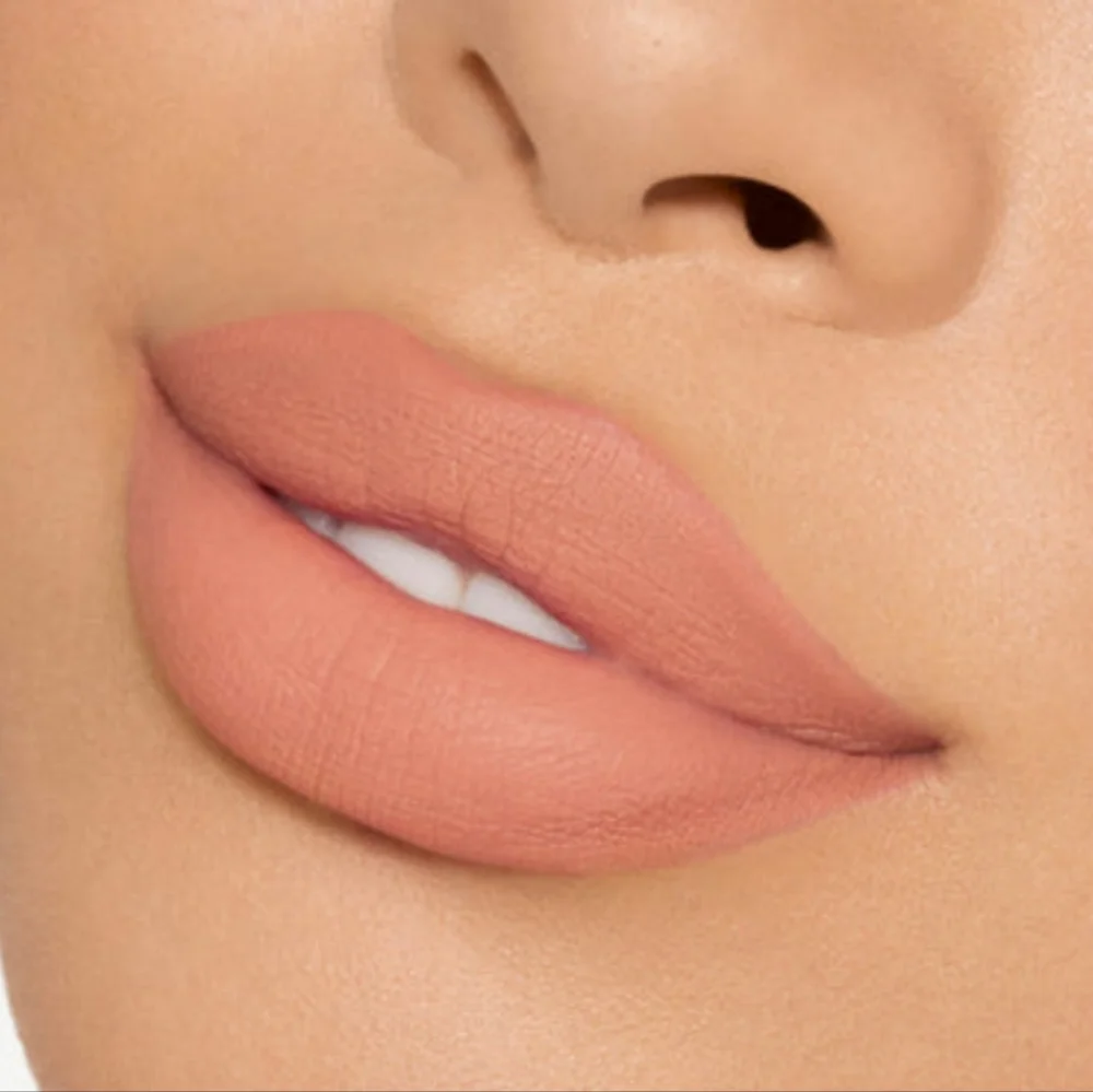 Kylie Cosmetics please see