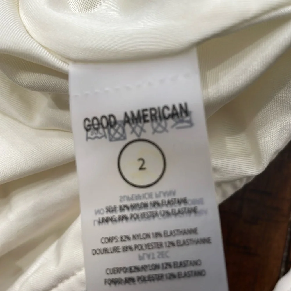 Good American nwt halter
