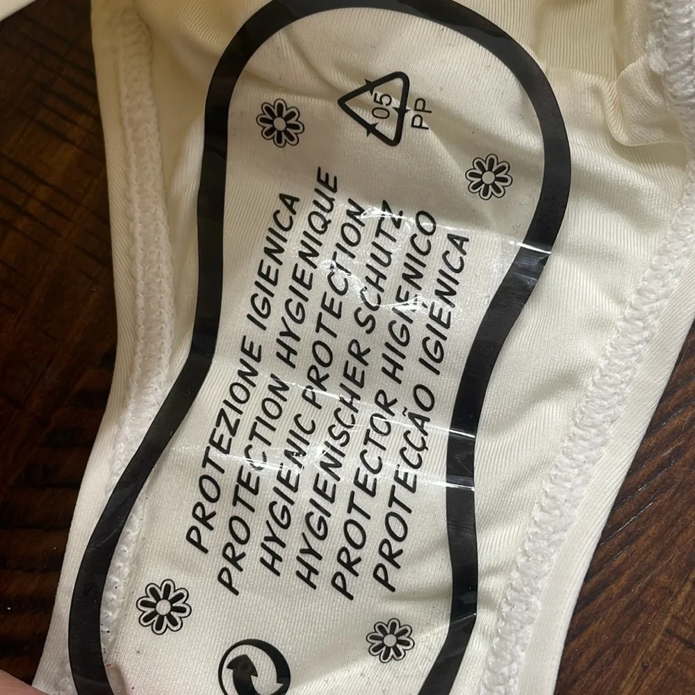 Good American nwt halter