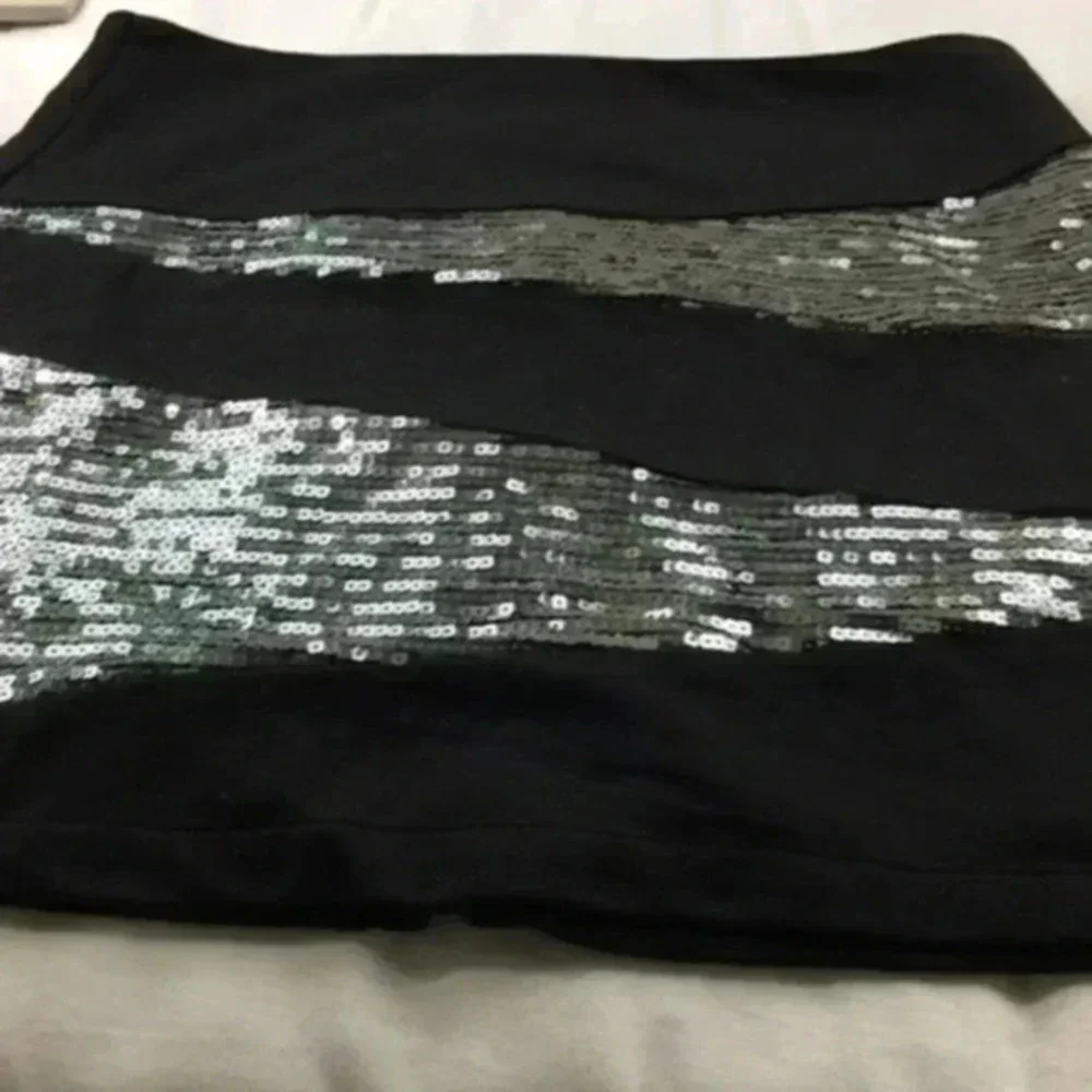 Forever 21 ladies skirt LG