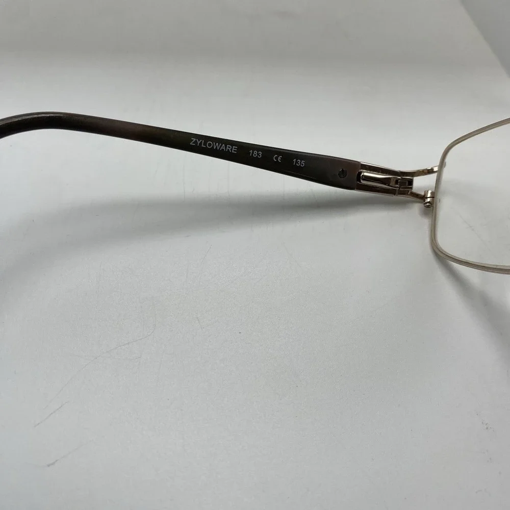 N/A eyeglasses sunglasses