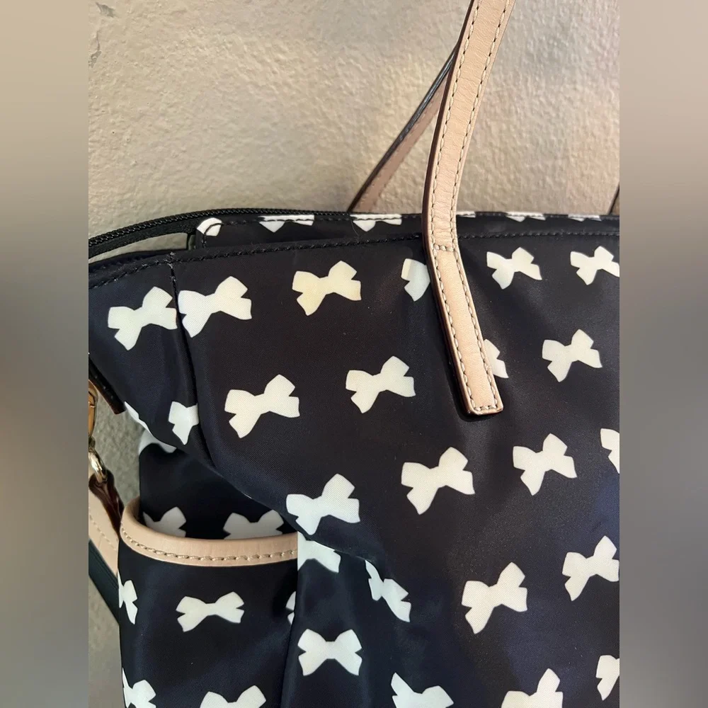 kate spade this chic