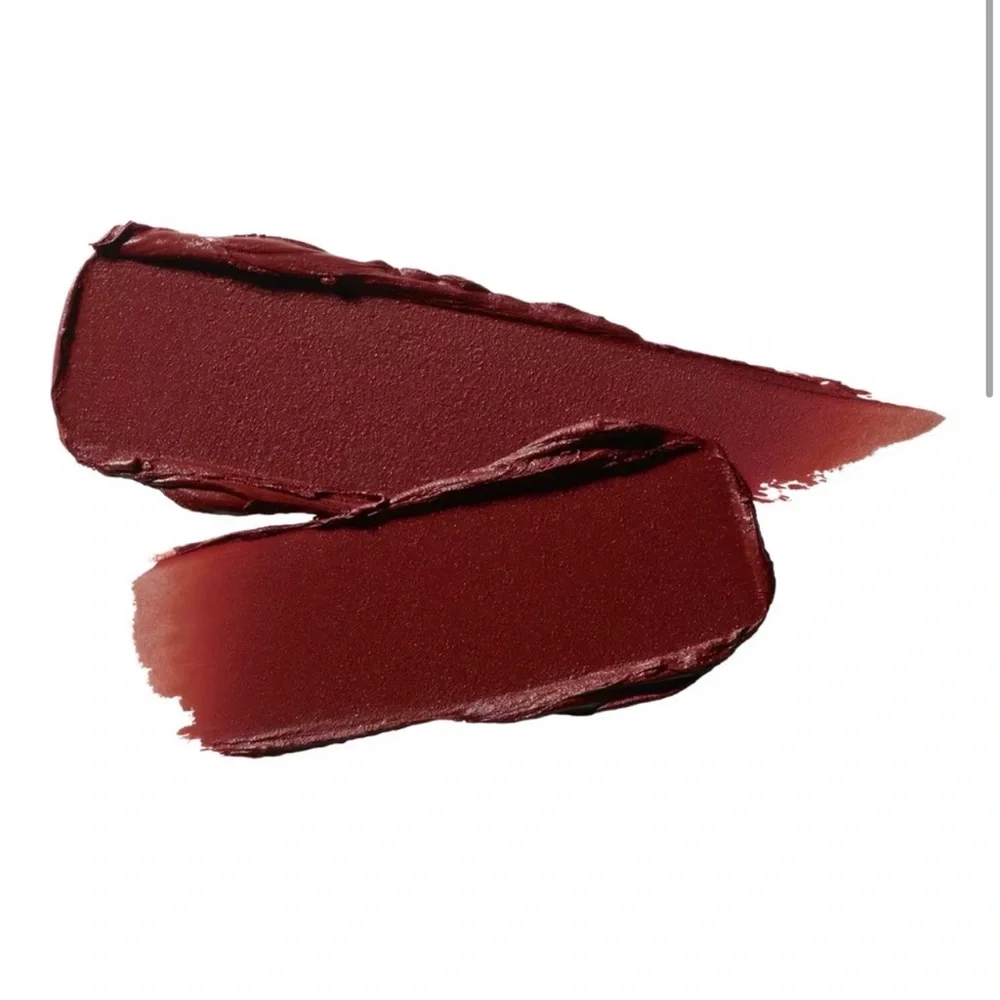 MAC Cosmetics questions leave