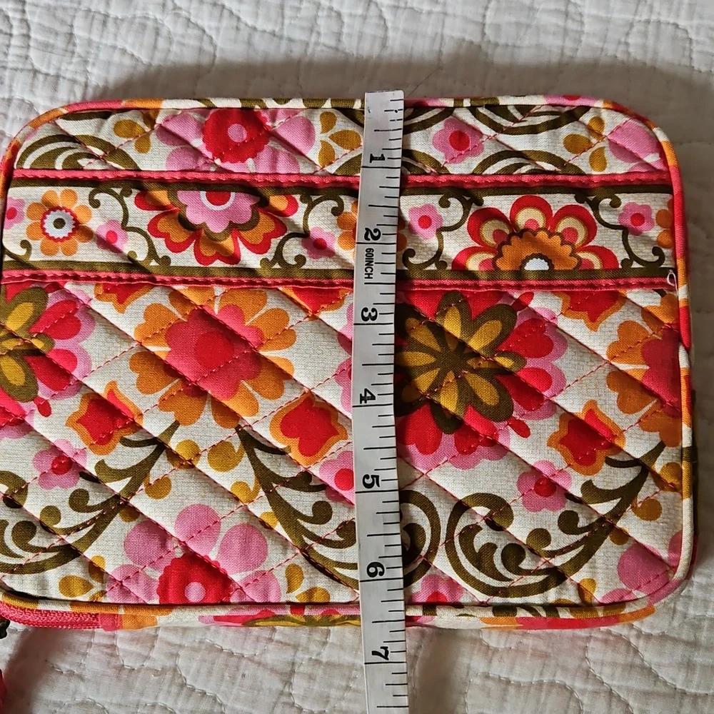 Vera Bradley approximate measurements