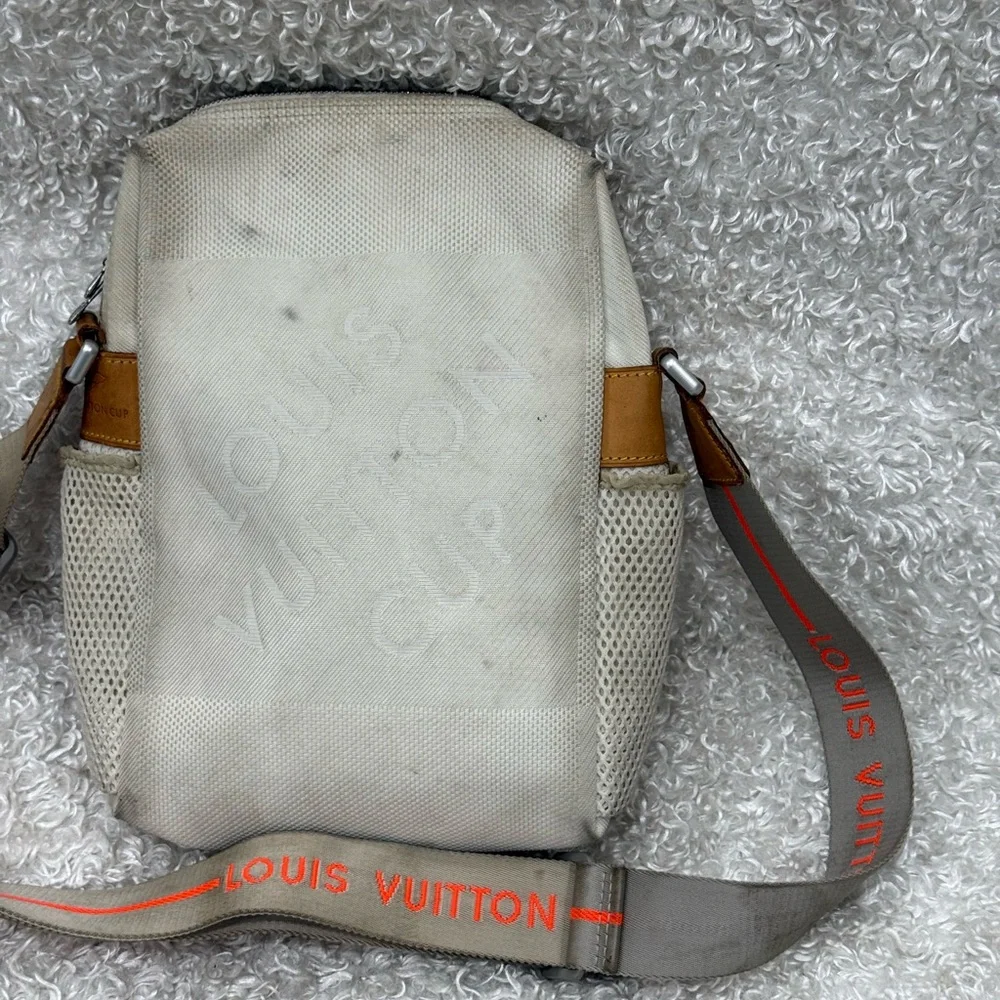 Louis Vuitton louis vuitton