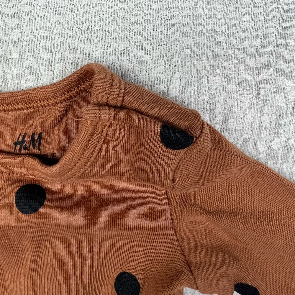 H&M longsleeve bodysuit