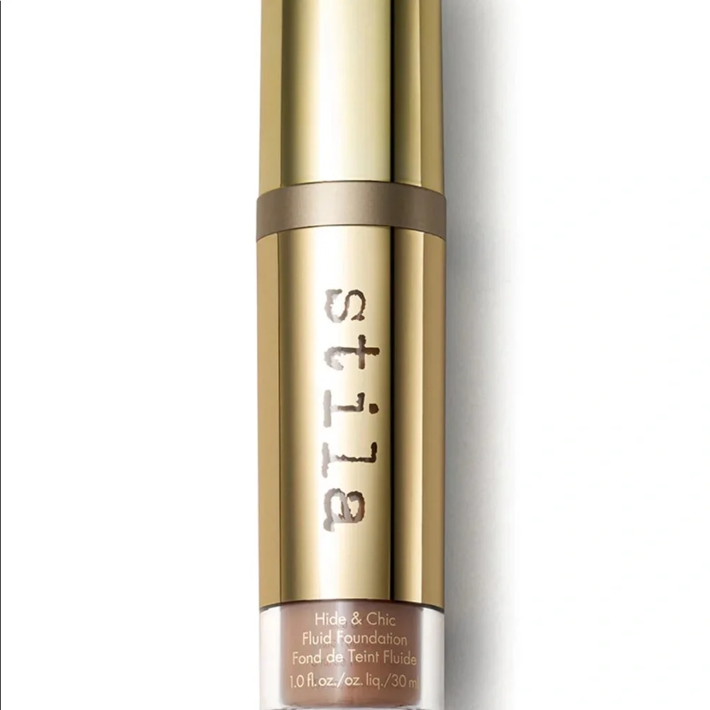 Stila Hide & Seek Foundation In medium NWT