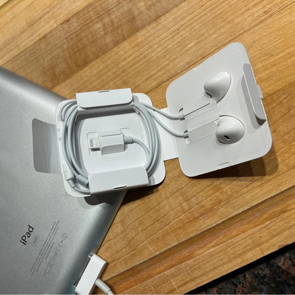 Apple ipad 16