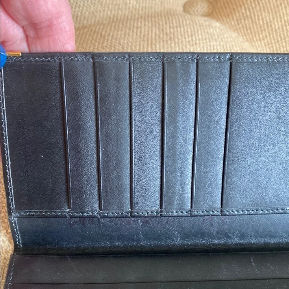 Dunhill sleek wallet