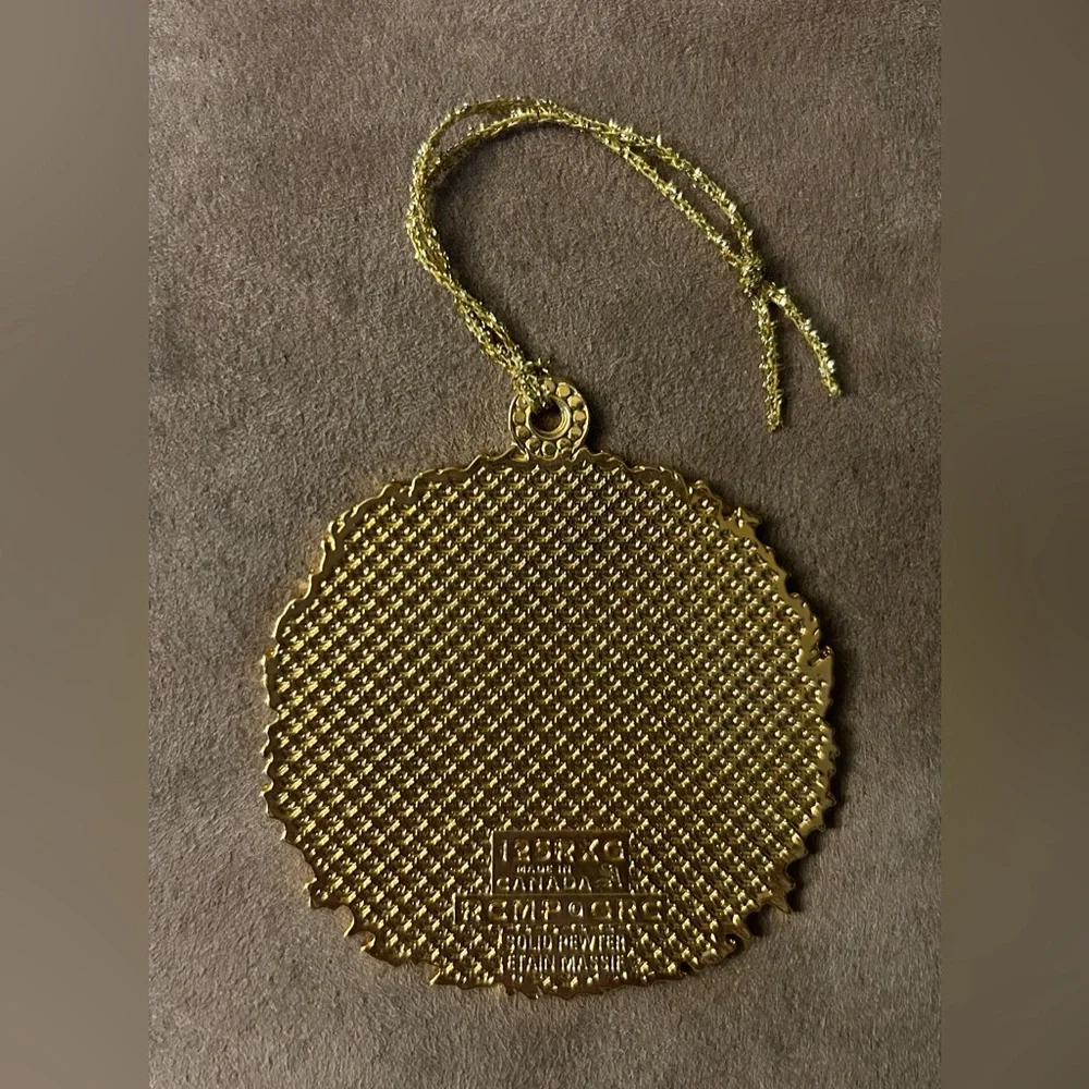N/A gold tone