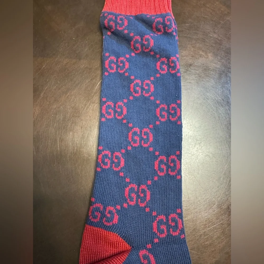 Gucci new authentic