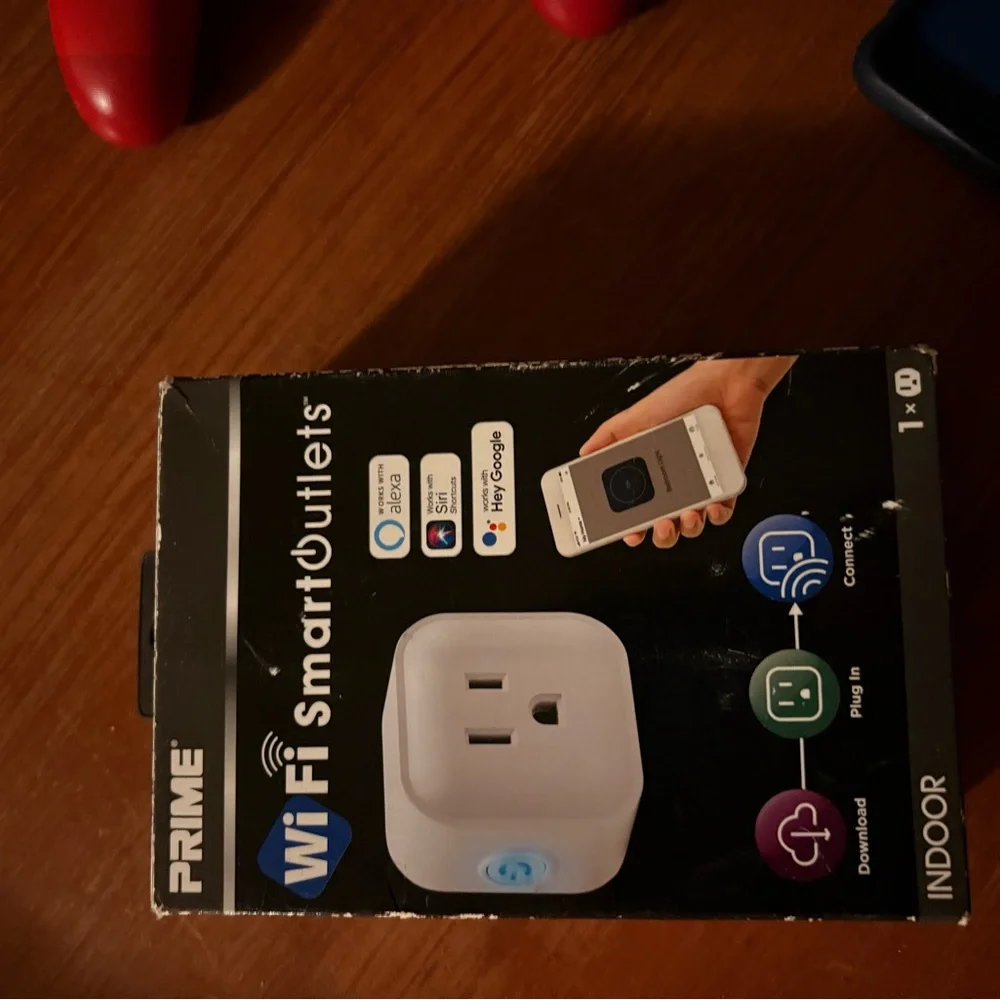 White WiFi Smart Outlet
