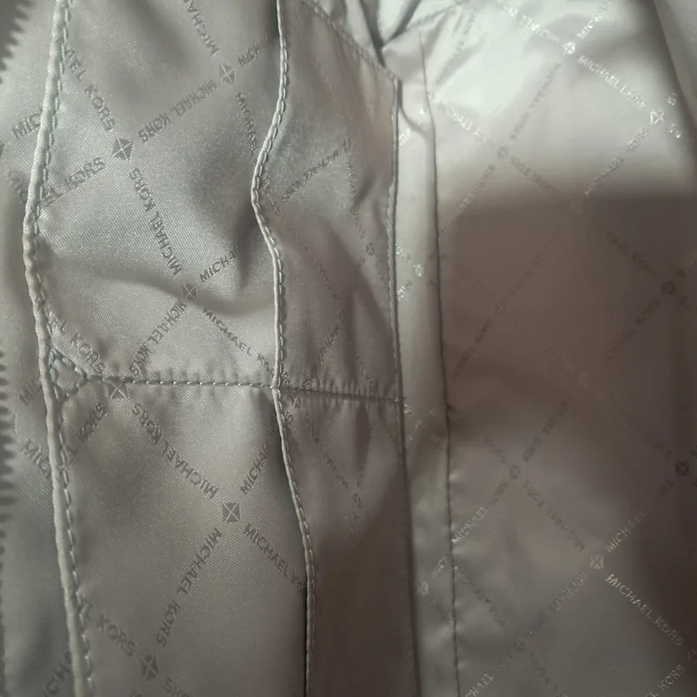 Like New Michael Kors White Geometric Studded Satchel