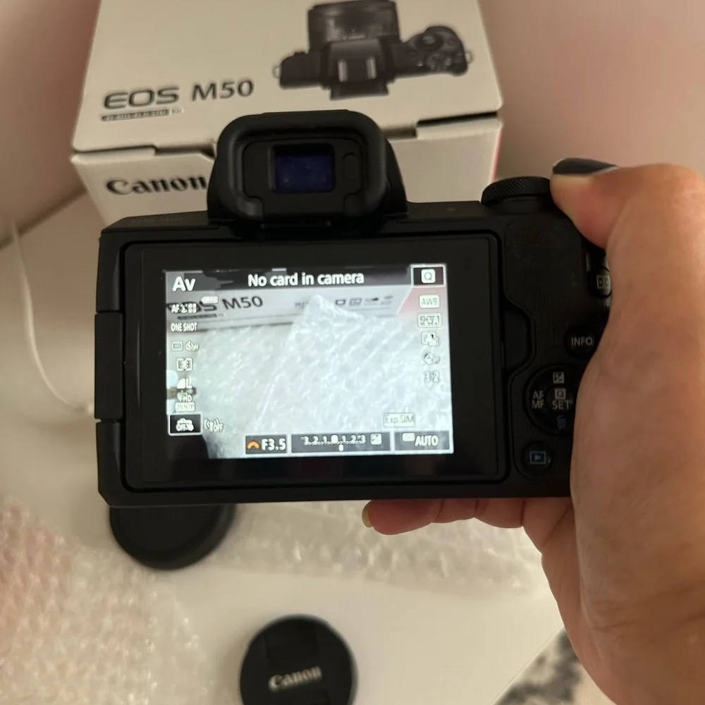 Canon eos m50