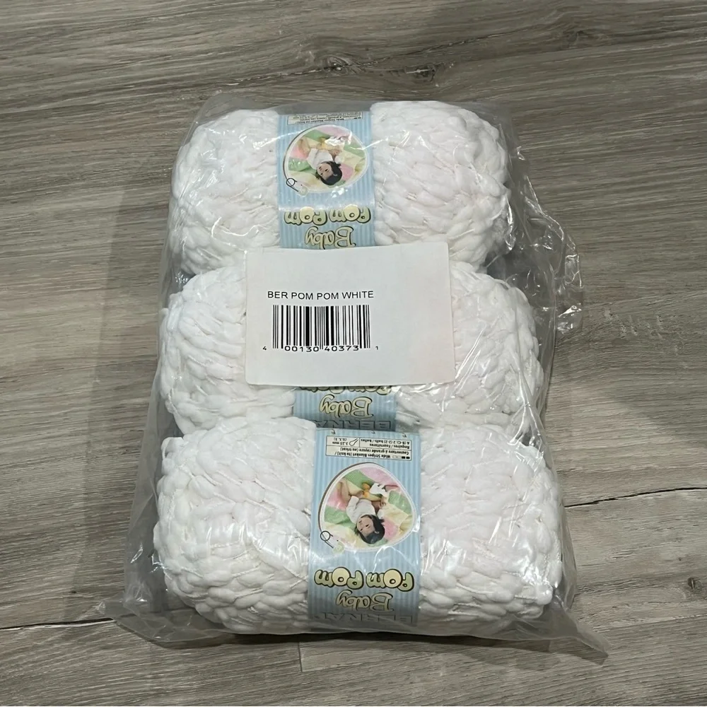 NWT Set of 3 Skeins Bernat Baby Pom Pom Yarn (3.5 oz each) White Bulky Weight #6