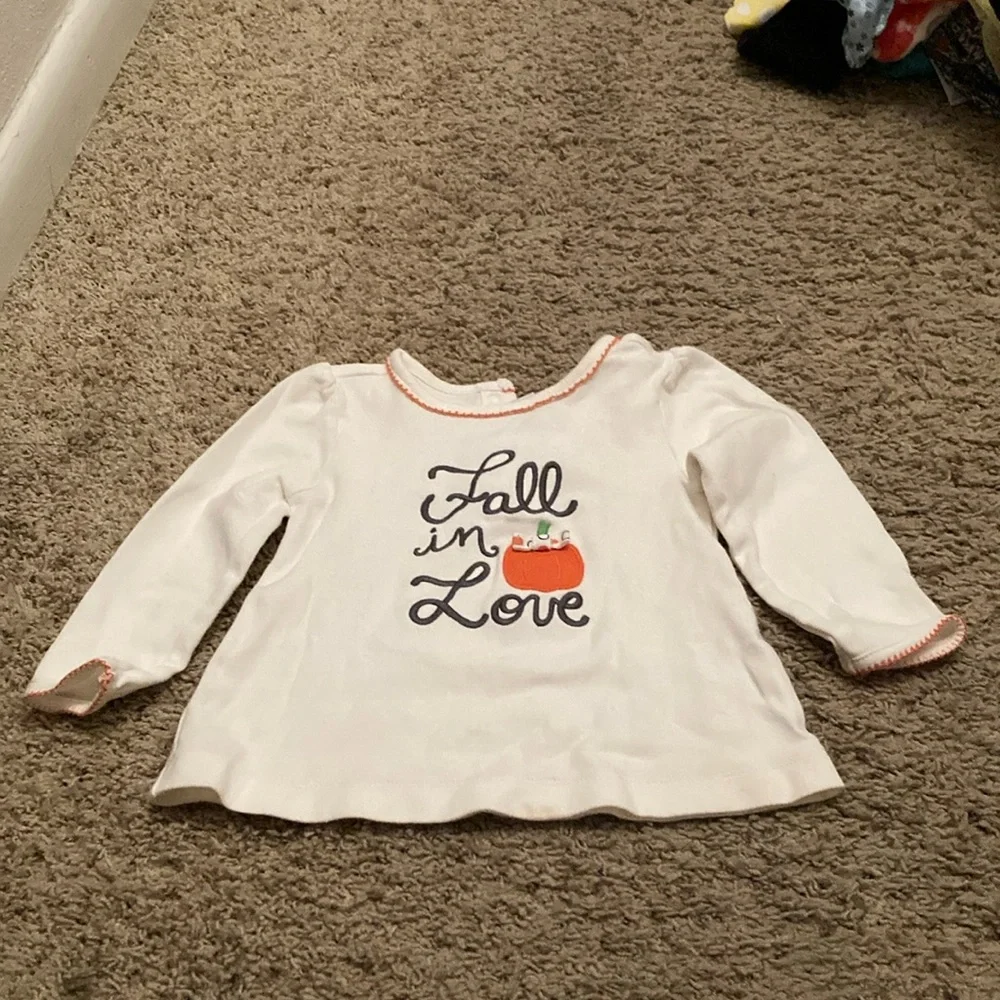 Gymboree White Kids Shirt with Fall Design pumpkin