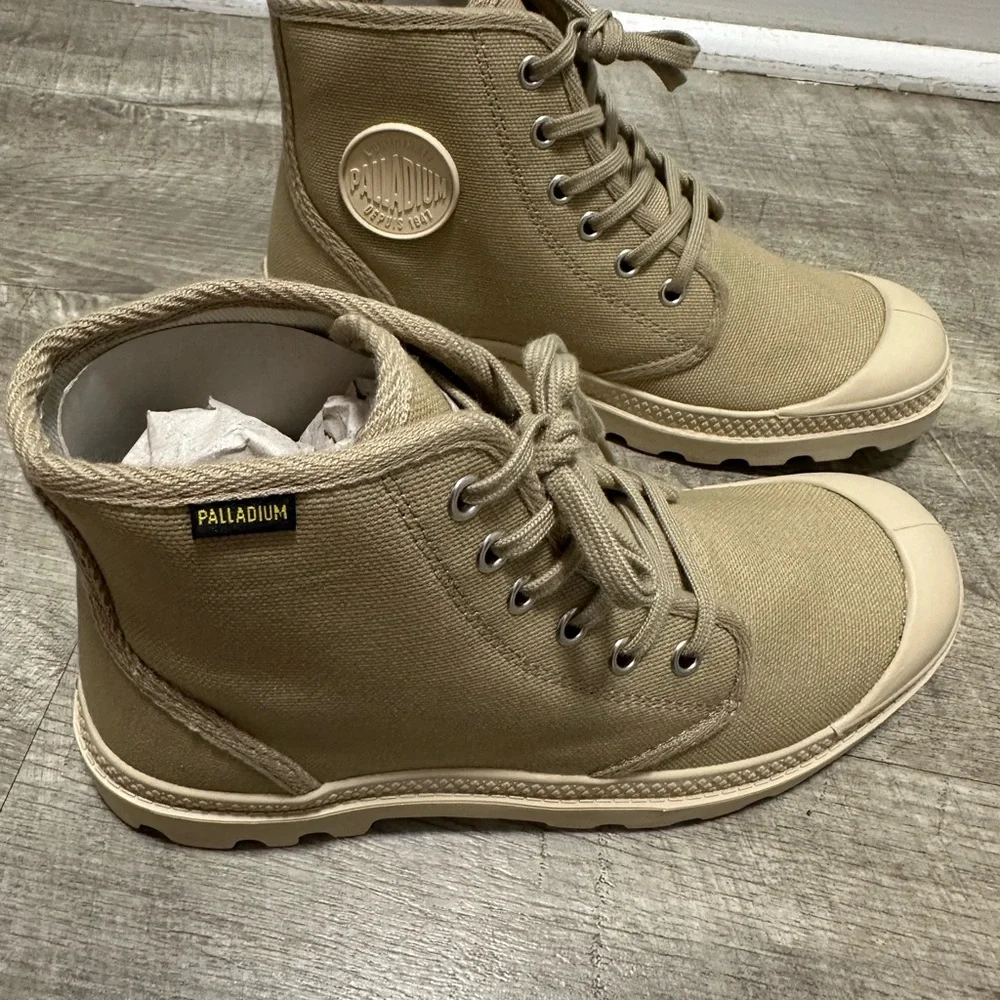 Palladium Women 7.5 Mens 6 Sand Shoes Ankle Canvas High Top Lace Up Trainers