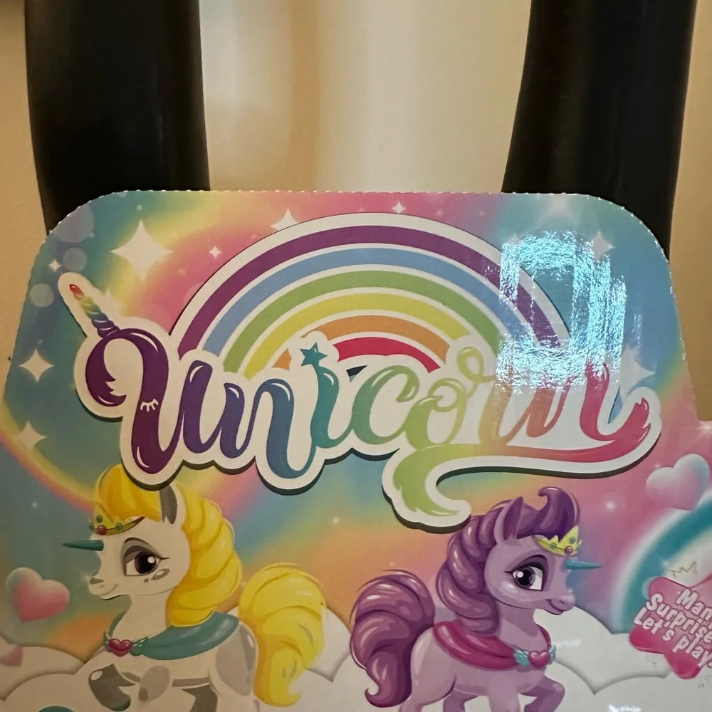 Unicorn favor party celebration