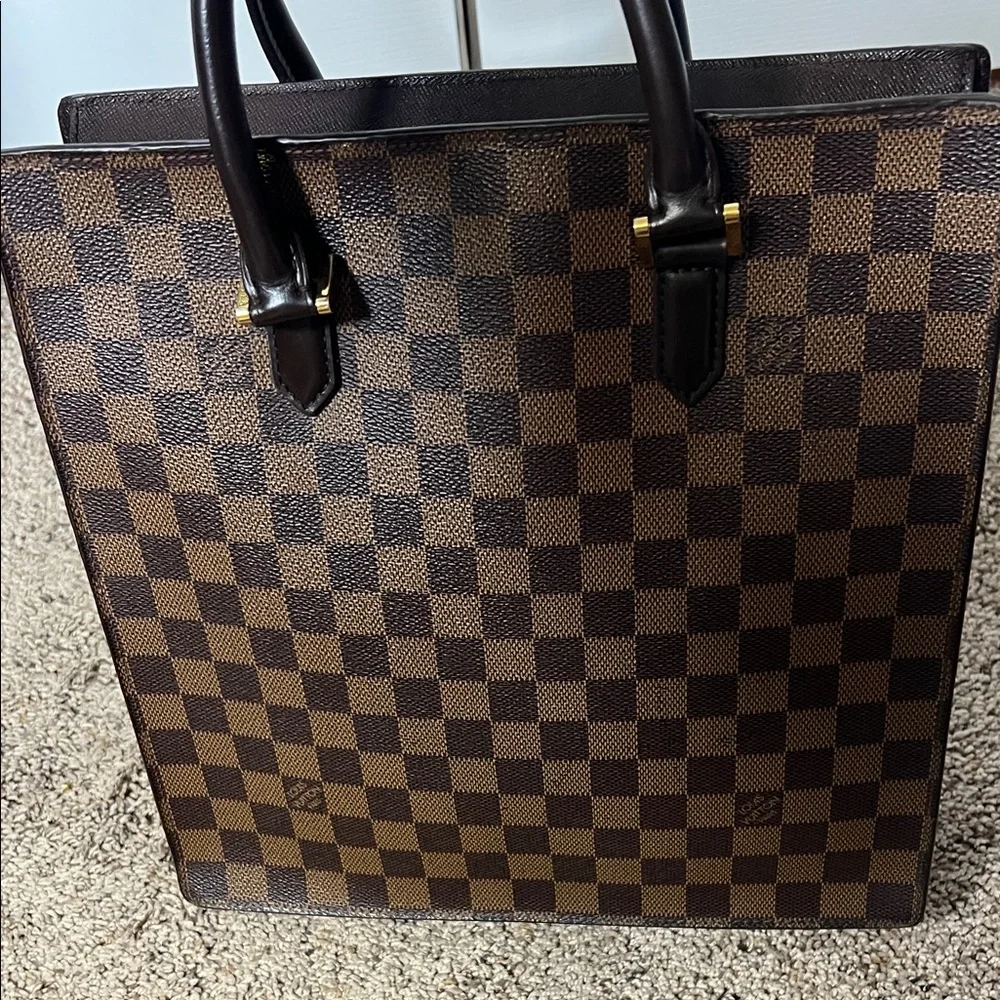 N/A stylish brown