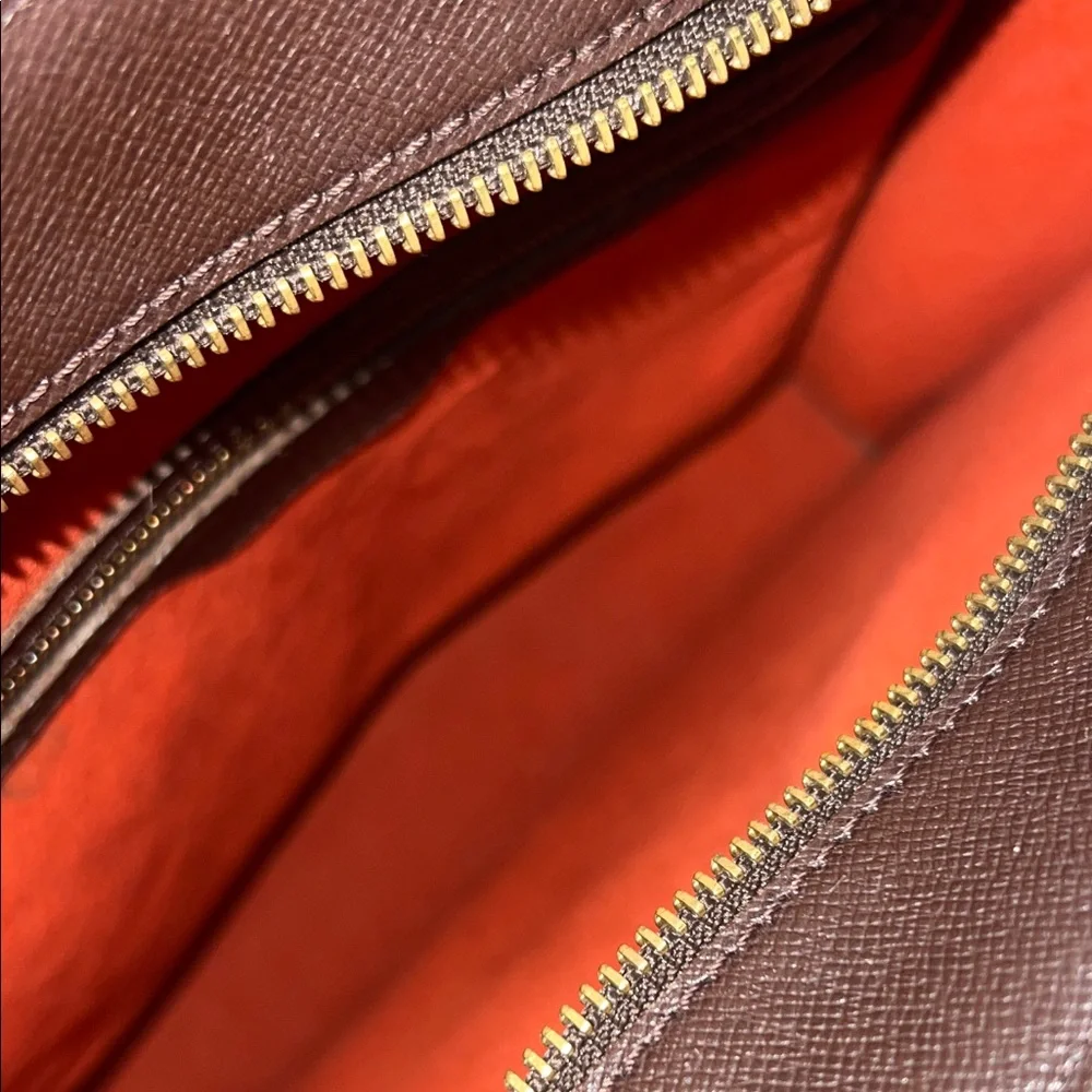 N/A stylish brown