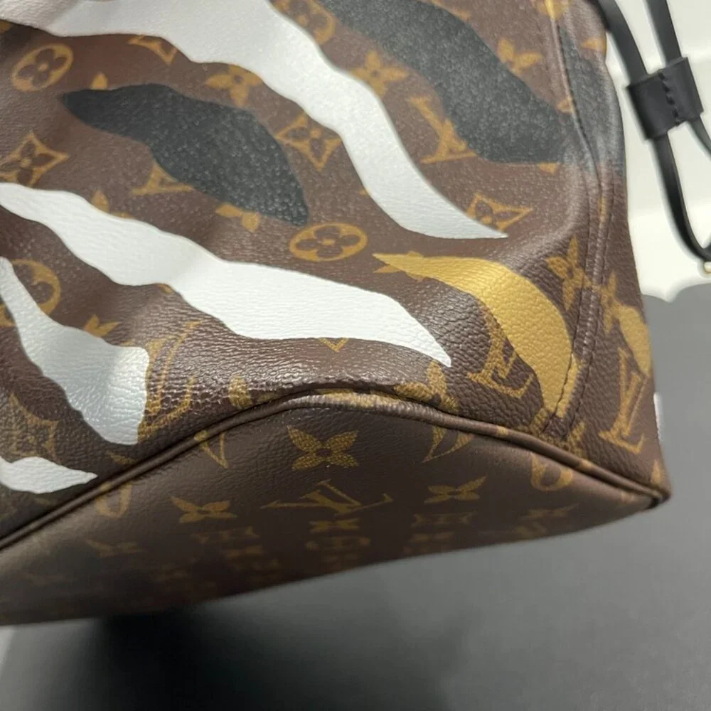 Louis Vuitton this lv