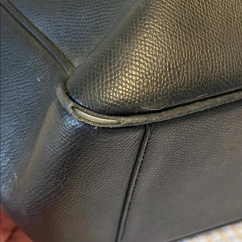 Coach elegant black