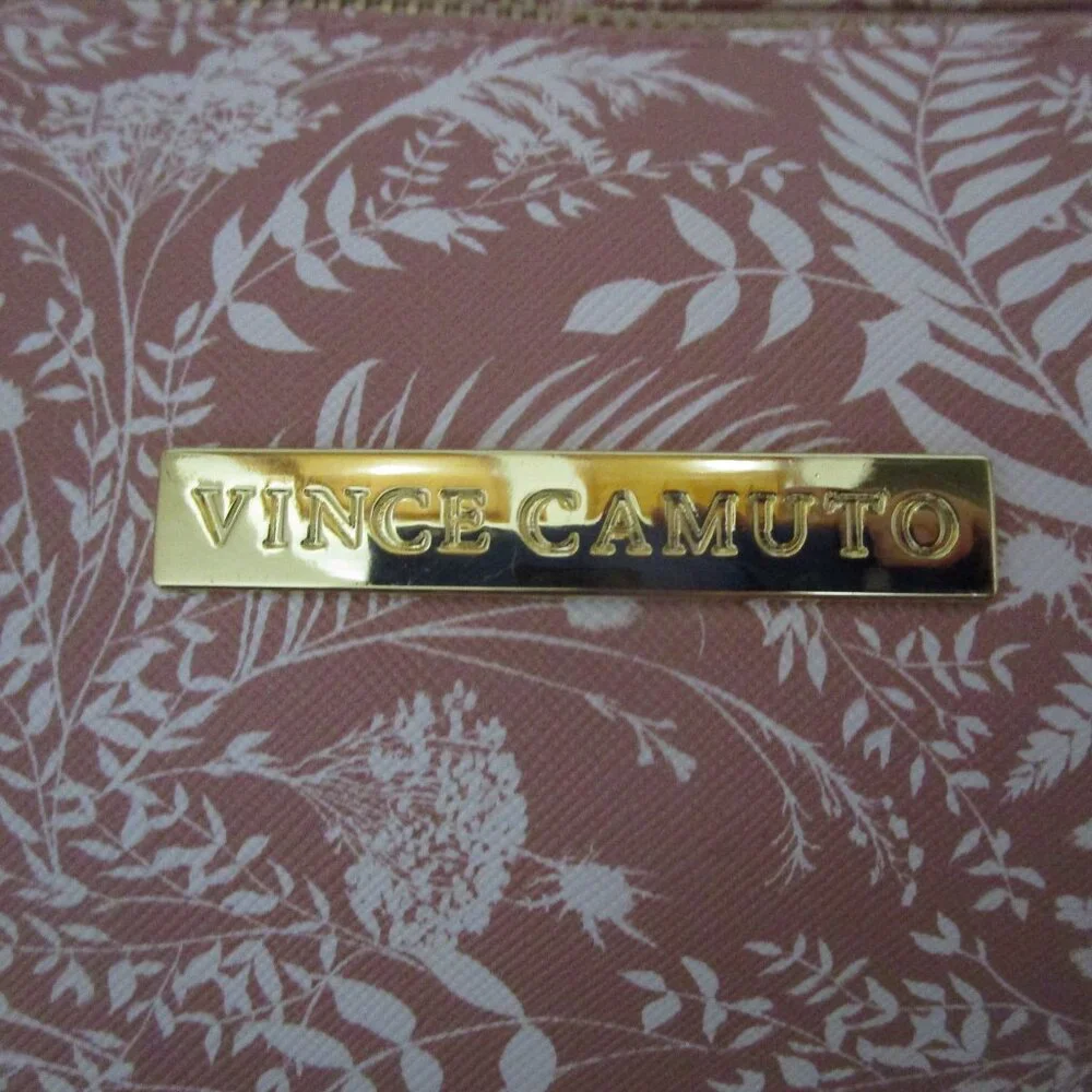 Vince Camuto nwt beautiful