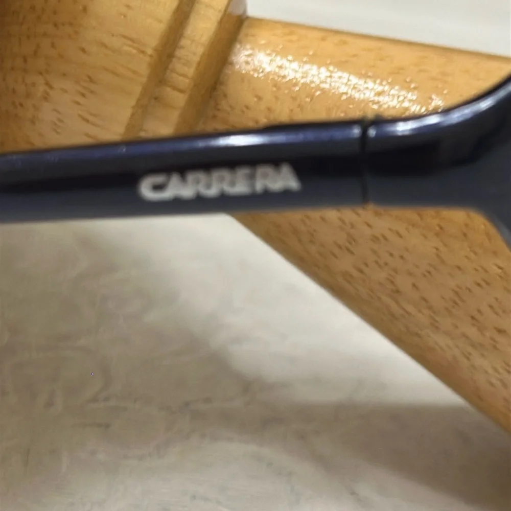 Carrera tags grey