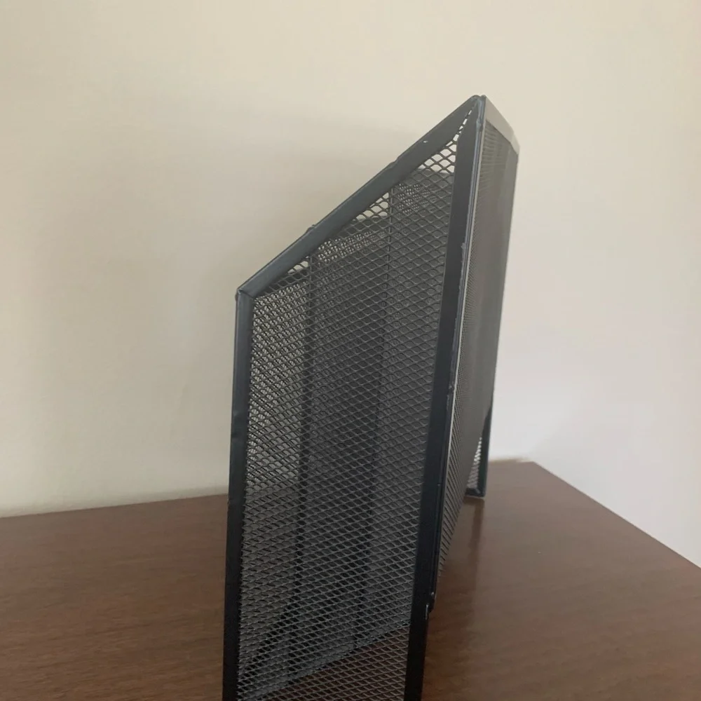 N/A black mesh