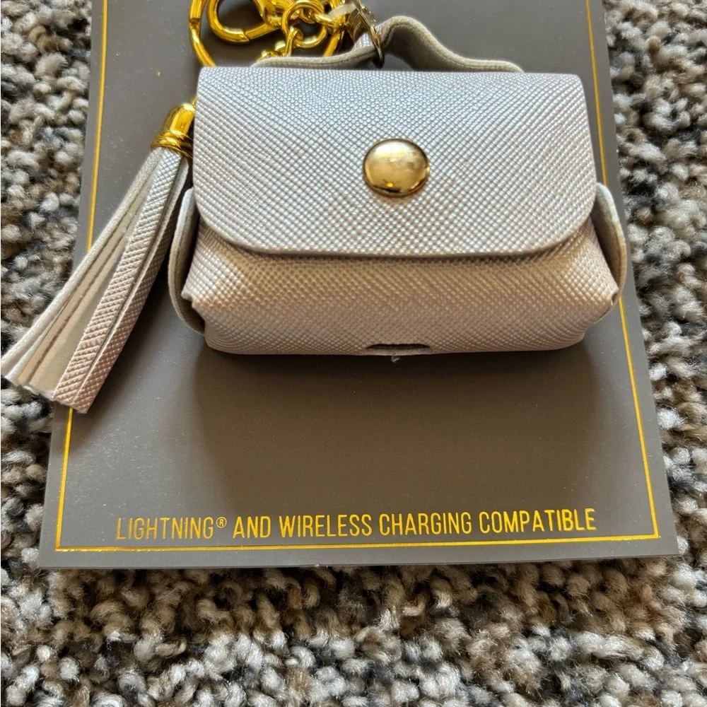 Oliver Smith & Co stylish white