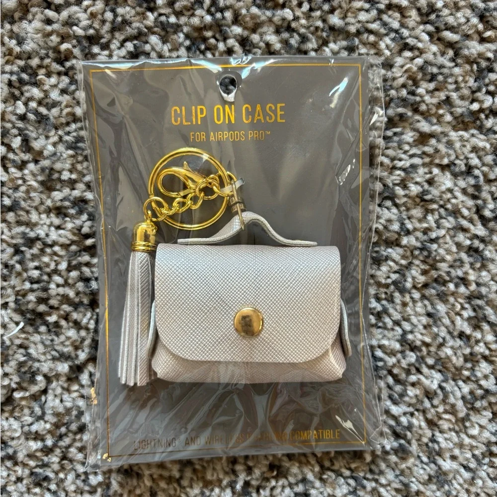 Oliver Smith & Co stylish white