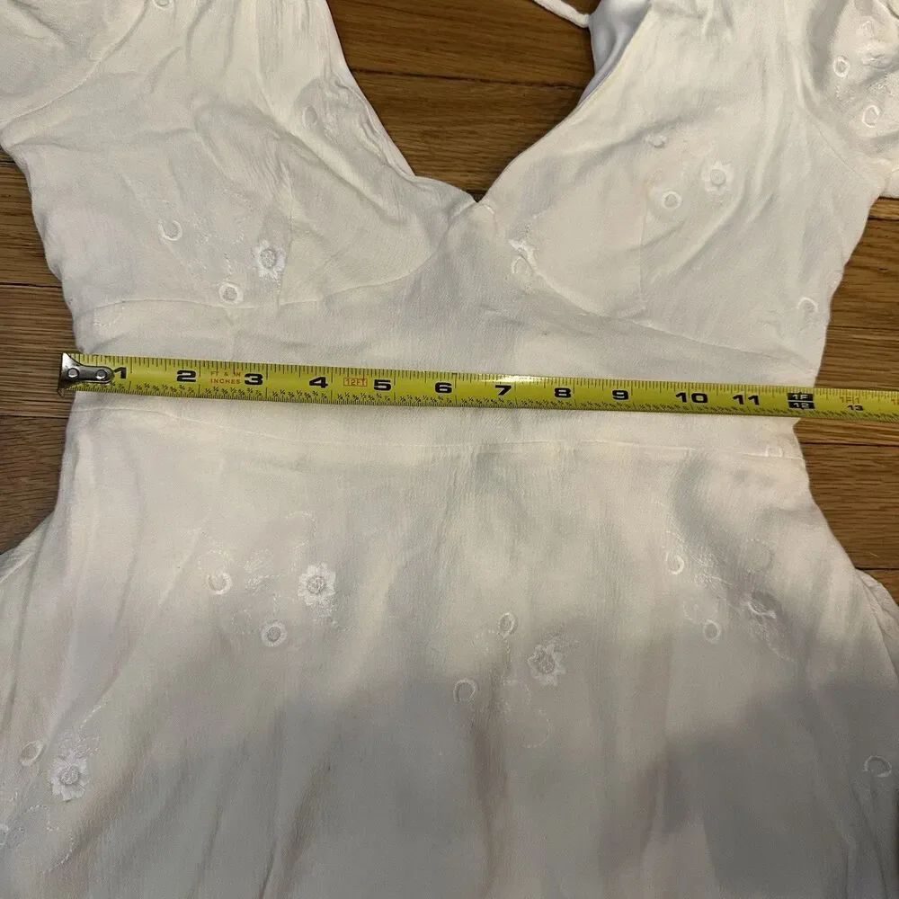 Lulus meadow white